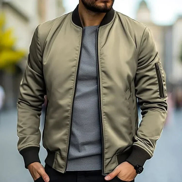 Light Zipped Jacket