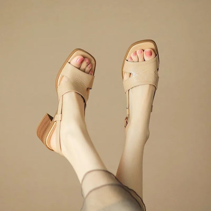 Retro Squared Heels