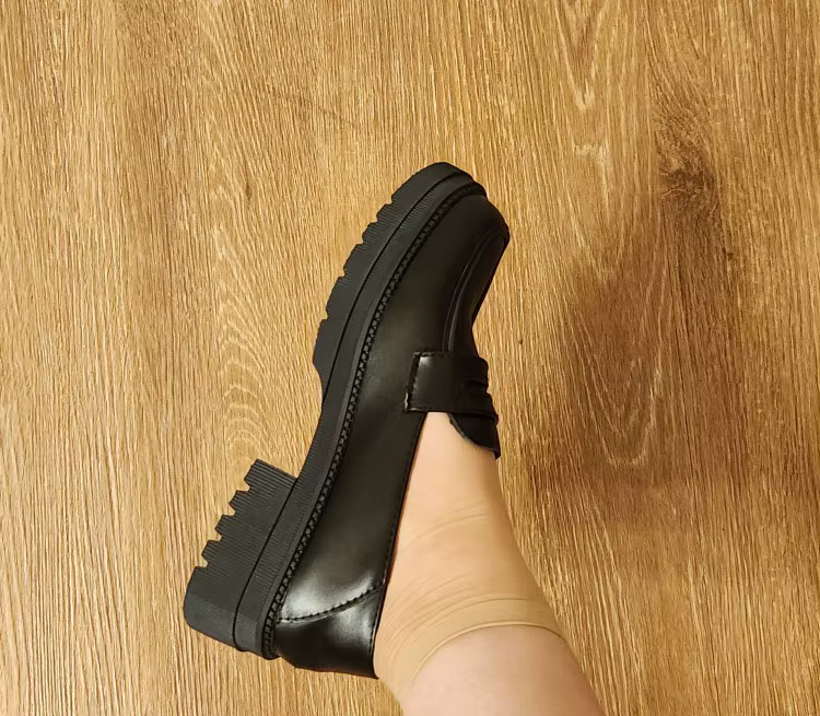 <h2>They loved our shoes</h2>