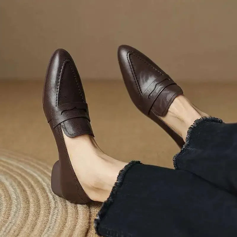 Commuter Retro Style Flat Heel Women's Loafers
