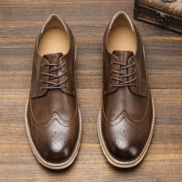 Men's Solid Color Wing Tip Derby Shoes