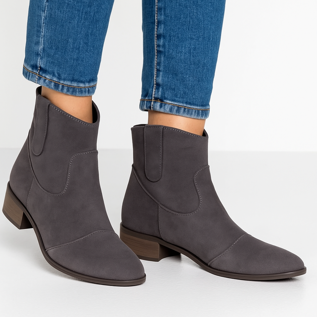 Block Heel Pointed Boots