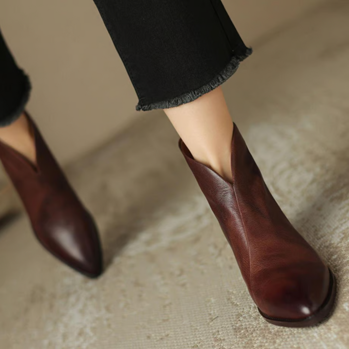 V-Detail Pointed Boots