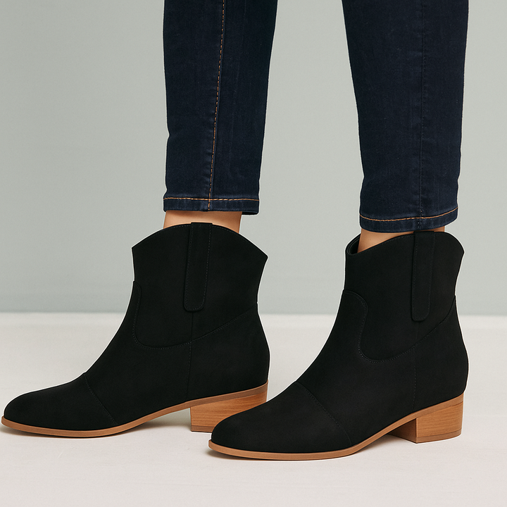 Block Heel Pointed Boots