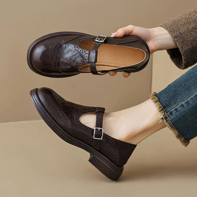 Brogue Design Round Toe Shoes